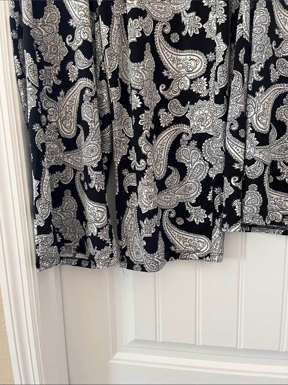 Anne Klein Black & White Paisley Two-Piece Pajama Set - Picture 6 of 8